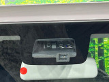 【スズキ セーフティサポート】走行中に前方の車両等を認識し、衝突しそうな時は警報とブレーキで衝突回避と被害軽減をアシスト。より安全にドライブをお楽しみいただけます。