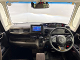 ミニバン並みの目線の高さなので前の見通しが良く運転しやすいです☆