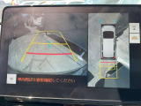 全方位モニターは自車の前方・後方・側面映像をモニタ-に映して離合時・駐車時などにとても便利です。