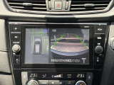 全周囲モニター付いています。駐車時の不安を和らげます。