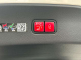 スタッフ全員が自動車保険の資格を保有しており、万が一の事故の際のサポート体制を整えております。メルセデス・ベンツ自動車保険プログラムをご用意しております。無料証券診断を行います!