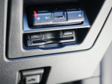 ETC車載器搭載です。スマートICも増えてきており、必須装備といって良い便利装備です。