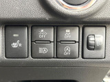 【スマートアシスト】走行中に前方の車両等を認識し、衝突しそうな時は警報とブレーキで衝突回避と被害軽減をアシスト。より安全にドライブをお楽しみいただけます。