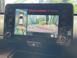 【パノラミックビューモニター】専用のカメラにより、上から見下ろしたような視点で360度クルマの周囲を確認することができます☆死角部分も確認しやすく、狭い場所での切り返しや駐車もスムーズに行えます。