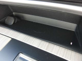 ワイヤレス充電機能付き!