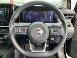 ハンドルは軽やかに回り、気持ちよく運転が出来ます。