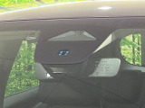 【ホンダセンシング】走行中に前方の車両等を認識し、衝突しそうな時は警報とブレーキで衝突回避と被害軽減をアシスト。より安全にドライブをお楽しみいただけます。
