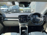 XC40 B4 AWD インスクリプション 4WD 