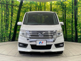 弊社では、全車『修復歴なし』のお車のみ取り扱っております。専任バイヤーによる厳選した仕入れの後、入庫後の車両チェックを行い、ネクステージが認定した高品質な中古車をご提供しております。