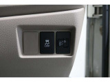 【横滑り防止装置】ドライバーの安全運転をアシストしてくれる装備が充実しています☆ドライバーの不安を安心へと変えてくれますね。