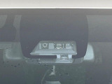 【トヨタセーフティセンス】走行中に前方の車両等を認識し、衝突しそうな時は警報とブレーキで衝突回避と被害軽減をアシスト。より安全にドライブをお楽しみいただけます。