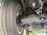 お車を安心してお乗りいただく為には、足回りの定期点検が欠かせません。サービスサポート(有償保証)では無料点検もご提供しており、安心のカーライフをお過ごしいただけるサポート体制が整っています。