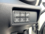 【i-ACTIVESENSE】走行中に前方の車両等を認識し、衝突しそうな時は警報とブレーキで衝突回避と被害軽減をアシスト。より安全にドライブをお楽しみいただけます。