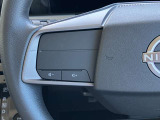 ステアリングスイッチ搭載!ハンドルひとつで手を離さなくても運転中視線をそらさなくても操作が出来て便利です