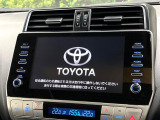 【メーカー純正ナビ】インテリアに溶け込むスタイリッシュな「専用設計」メーカーナビを装備♪視認性や操作性など基本性能にも優れ、より上質なカーライフをお楽しみいただけます。