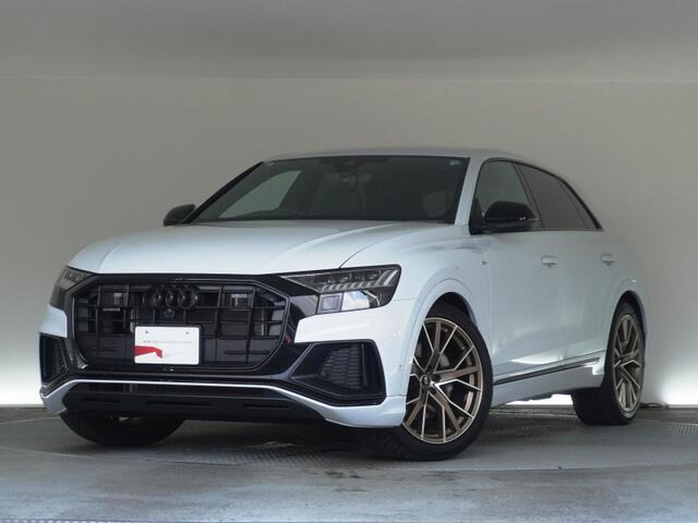 Q8 ブロンズ エディション ディーゼル 4WD