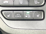 【シートヒーター】寒い日に重宝するシートヒーター!エアコンより早く温まってくれるので寒がりの人も安心ですね♪エアコンの温風は乾燥するから苦手、という方にもをおすすめです。