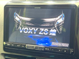 【BIG-X9インチナビ】人気の大画面BIG-Xナビを装備。専用設計で車内の雰囲気にマッチ!ナビ利用時のマップ表示は見やすく、テレビやDVDは臨場感がアップ!いつものドライブがグッと楽しくなります♪