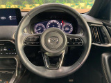 【純正革巻きステアリング】上質な革を使用することで、手にしっかり馴染みとても運転しやすいハンドルです♪