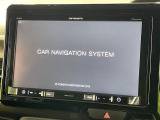 【大画面ナビ】人気の大型9インチナビを装備。存在感のある大画面はインパクト大!ナビ利用時のマップ表示は見やすく、テレビやDVDは臨場感がアップ!いつものドライブがグッと楽しくなります♪