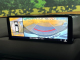 【360&deg;ビューモニター】専用のカメラにより、上から見下ろしたような視点で360度クルマの周囲を確認することができます☆死角部分も確認しやすく、狭い場所での切り返しや駐車もスムーズに行えます。