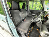 運転席シート廻りは使用感も少なく、良好な状態となっています。丁寧に使われていたことがよくわかりますね。