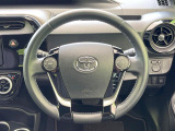 【純正革巻きステアリング】上質な革を使用することで、手にしっかり馴染みとても運転しやすいハンドルです♪