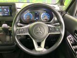 【純正革巻きステアリング】上質な革を使用することで、手にしっかり馴染みとても運転しやすいハンドルです♪