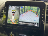 【アラウンドビューモニター】専用のカメラにより、上から見下ろしたような視点で360度クルマの周囲を確認することができます☆死角部分も確認しやすく、狭い場所での切り返しや駐車もスムーズに行えます。