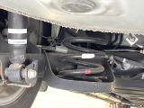 お車を安心してお乗りいただく為には、足回りの定期点検が欠かせません。サービスサポート(有償保証)では無料点検もご提供しており、安心のカーライフをお過ごしいただけるサポート体制が整っています。