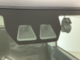 ダイハツの予防安全機能「スマートアシスト」。衝突回避支援ブレーキ機能をはじめ、運転手をサポートする機能が多数装備!安心・安全で、ドライブがより楽しいものになります♪