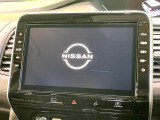 【純正10型ナビ】人気の純正ナビを装備。オーディオ機能も充実しており、Bluetooth接続すればお持ちのスマホやMP3プレイヤーの音楽を再生可能!毎日の運転がさらに楽しくなります!!