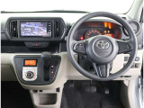 高いホールド性で運転姿勢が安定します。長距離ドライブでも疲れにくいのが魅力です。快適なドライビングライフをお送りください♪