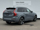 ◆バック/万が一を考え、安全性を重視する方に選ばれているVOLVO車。ドアを開閉するとその重み・厚みに驚くはず