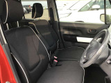 それぞれの分野のプロがお車の悩みや疑問に親身になって対応させていただきます。