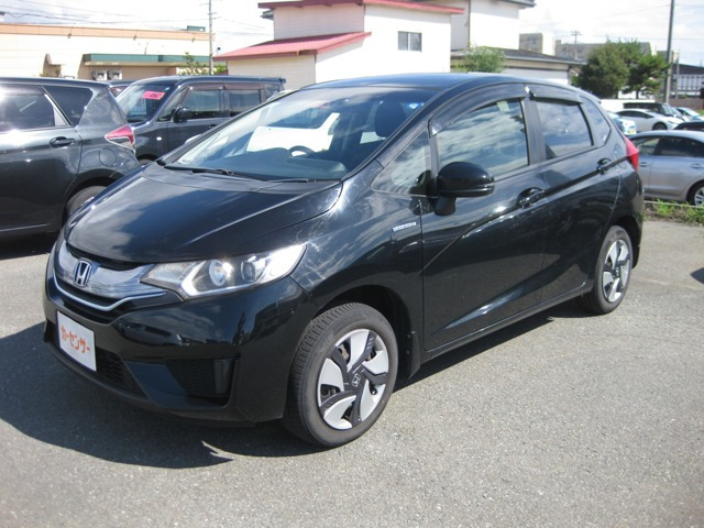 フィット 1.5 ハイブリッド Fパッケージ 4WD 