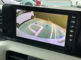 バックカメラがついています。バックでの駐車も安心ですね。