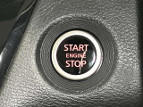 【プッシュ式エンジン】プッシュ式エンジンスタートでブレーキを踏んでボタンを押すだけでエンジン始動がスムーズ!!鍵をカバンに入れているだけでエンジンの始動が可能★とても便利な機能です