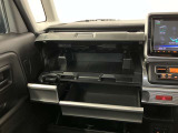 その後のアフターサービスもご案内させて頂いておりますので、お客様には安心して素敵なカーライフをお過ごしできますようスタッフ全員笑顔でお待ちしております。