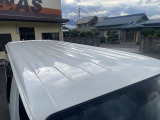 中古車両のため使用感はございますが、修復歴や目立つ傷はなく、年式や走行距離に比べ程度の良いお車です。