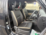 ワンオーナー/4WD/寒冷地仕様/4AT/シートヒーター/フルセグ付ナビ/Bluetooth接続/ワイパーデアイサー/フロントフォグランプ/ETC/横滑り防止装置/純正アルミホイール/スペアキー
