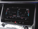 ご納車前に行います点検100項目におきまして、専用のテスターやツールを用いて細かな診断を行います。