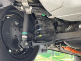お車を安心してお乗りいただく為には、足回りの定期点検が欠かせません。サービスサポート(有償保証)では無料点検もご提供しており、安心のカーライフをお過ごしいただけるサポート体制が整っています。