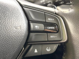 【アダプティブクルーズコントロール】高速道路での長距離走行が楽に!!自動で速度を保つクルーズコントロールが、衝突軽減システムと連携し、前方の車両を感知して車間を保つように速度調節してくれます!!