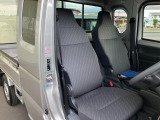 運転席シート