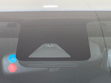 【トヨタセーフティセンス】走行中に前方の車両等を認識し、衝突しそうな時は警報とブレーキで衝突回避と被害軽減をアシスト。より安全にドライブをお楽しみいただけます。