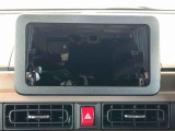 当車両はオーディオレスです。多彩なナビゲーション・オーディオをご用意しております。詳しくは当店スタッフにお問い合わせください。