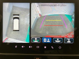 【全方位モニター】 4つのカメラで映像を映し出します。発進時、後退時も周囲の安全を確認し、サポートします^^