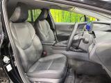 運転席シート廻りは使用感も少なく、良好な状態となっています。前オーナー様が丁寧に使っていたことがよくわかりますね。