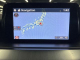 ディスプレイオーディオやカーナビは、現代のドライブにおいて欠かせない装備のひとつです。初めての場所でも迷いにくく、快適なルート案内で運転をサポートします。移動中のエンターテインメント性も高まります。
